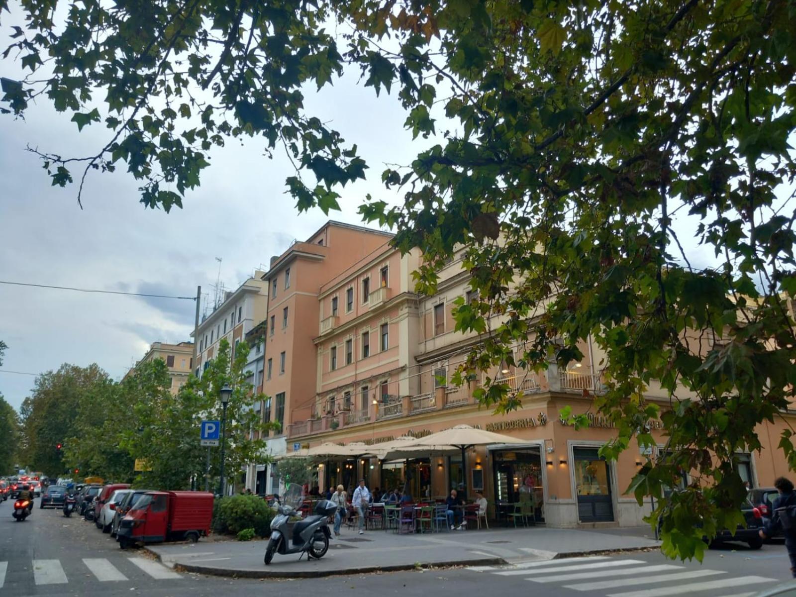 Отель Mila House Рим Экстерьер фото